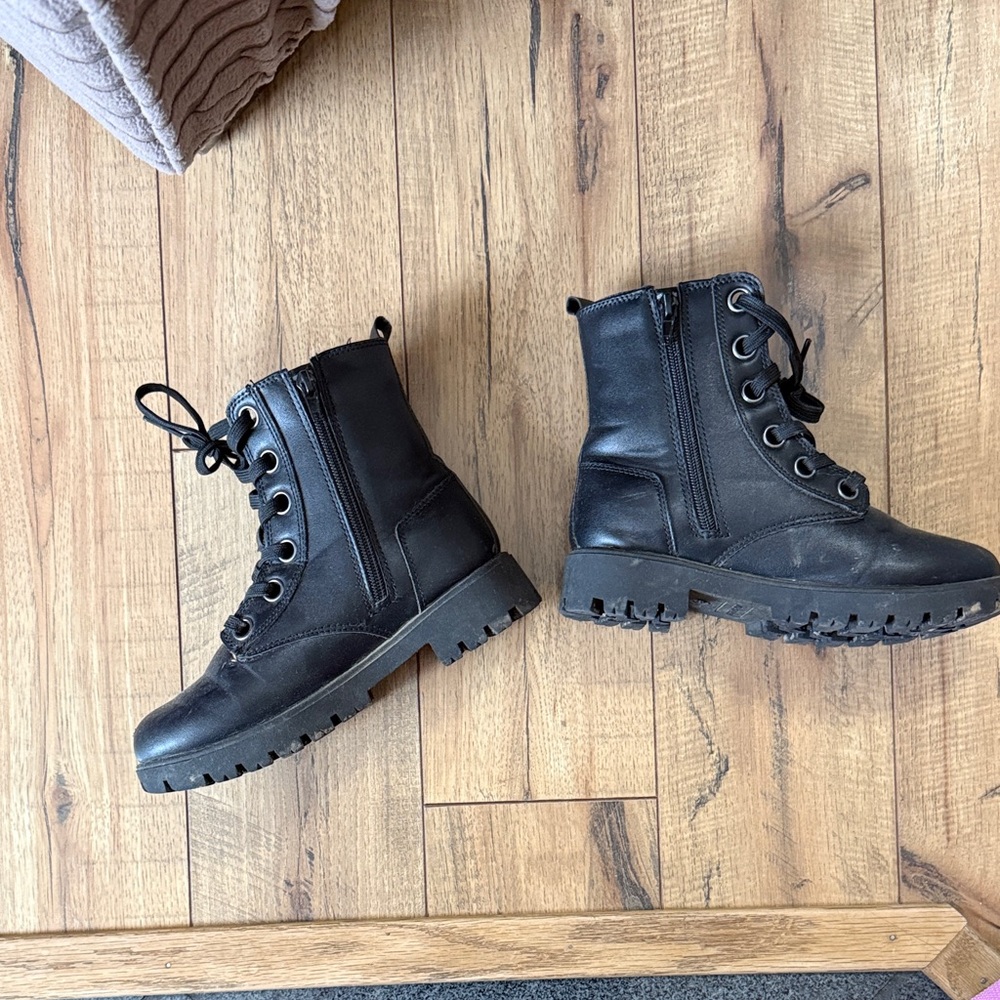 Joe Fresh Black Quilted Ankle Lace-Up Boots - Picture 5 of 12